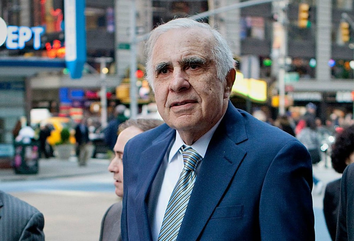 Caesars Entertainment stock Carl Icahn