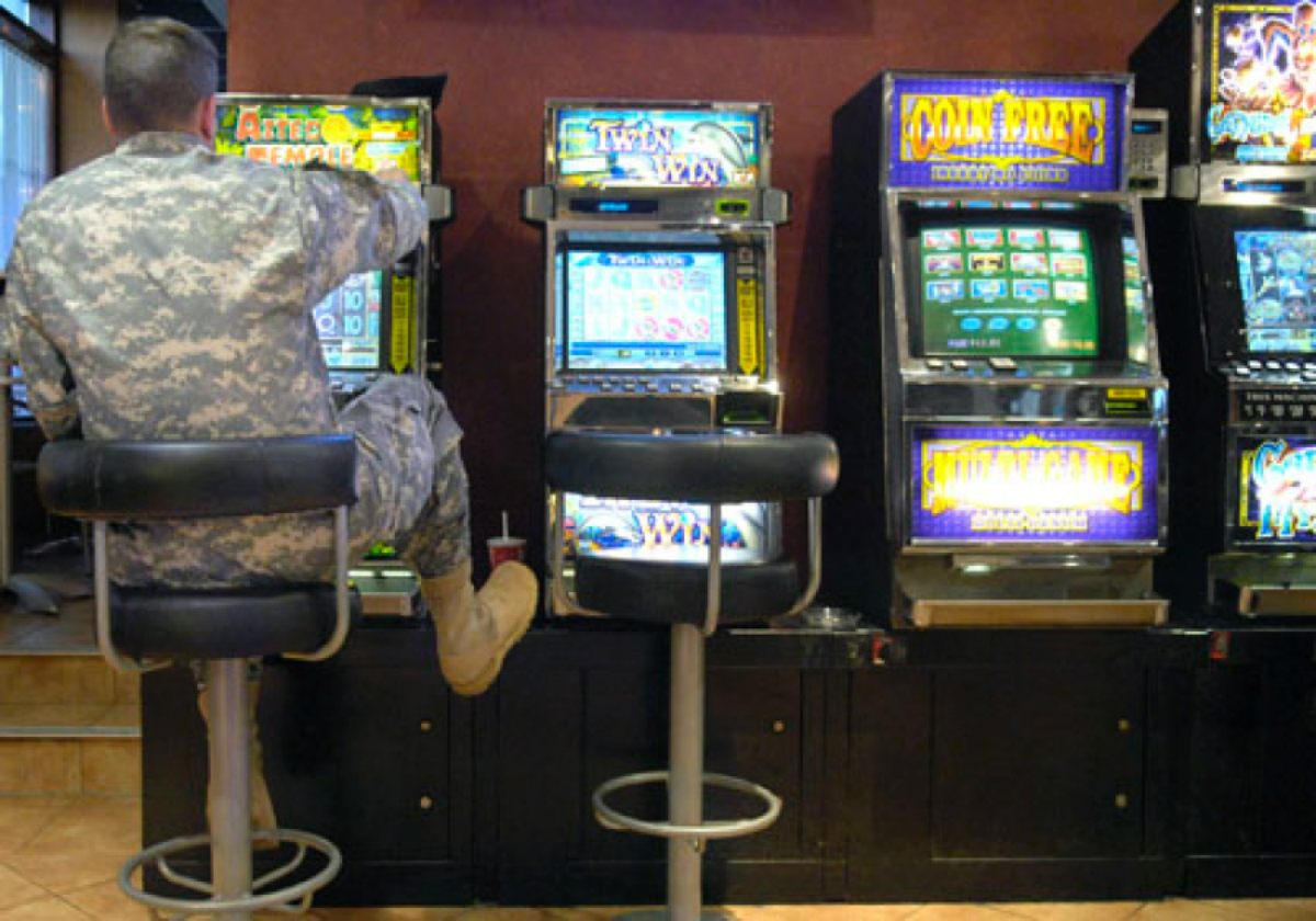 Elizabeth Warren military gambling slots