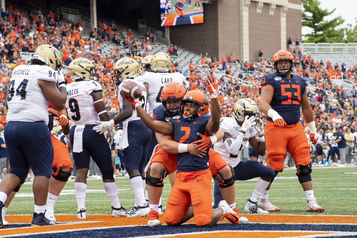 Illinois football odds college spread