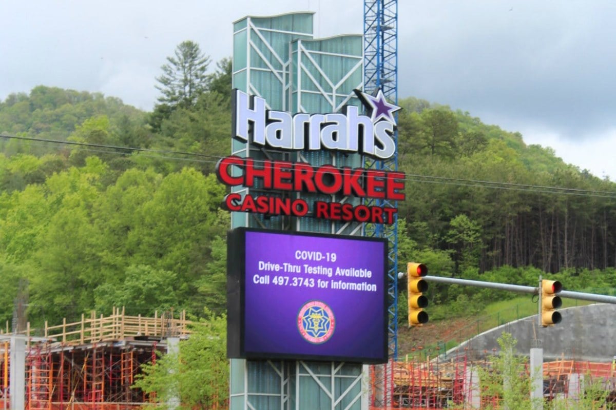 Harrah's Cherokee coronavirus COVID-19